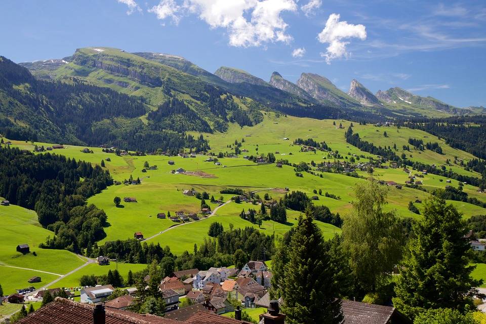 Die Churfirsten als Symbol für die Wanderlust und die Liebe zum Toggenburg